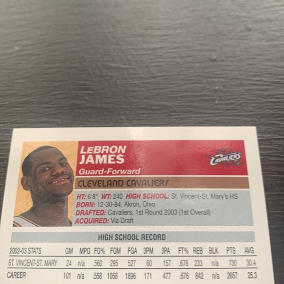 LeBron James rookie card / mint condition / 2003 topps - Picture 5 of 7